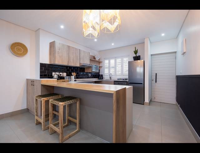 2 BEDROOM APARTMENT TO LET IN SIMBITHI ECO ESTATE